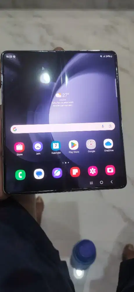 Samsung galaxy z fold 5