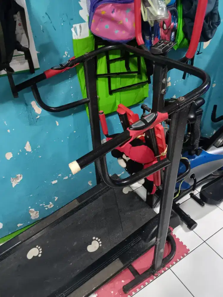 Treadmill manual sesuai gambar