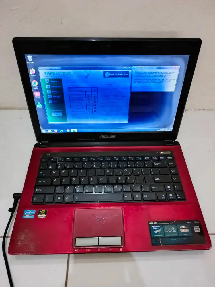 Asus X441U warna merah