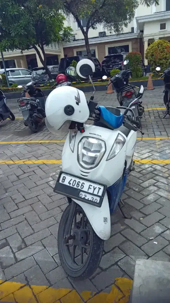 JUAL MURAH motor Honda Genio tahun 2020
