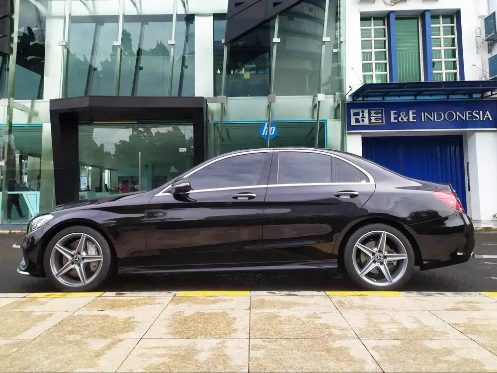 SUNROOF Odo=32k Tax=AGUSTUS Genap Bunga=5% Mercedes Benz C300 AMG 2017