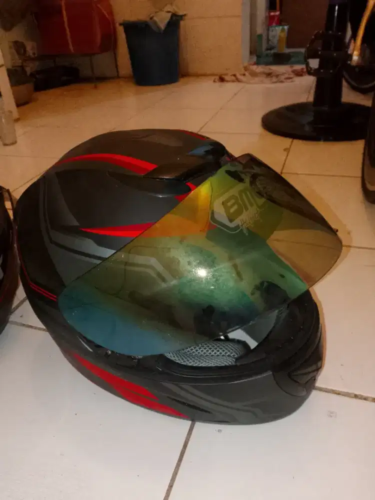 Jual helm 2 pcs KYT dan Bmc