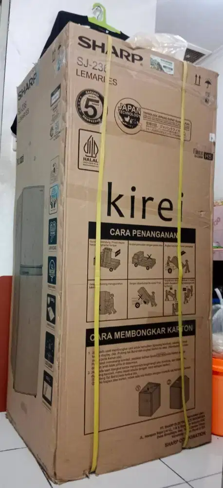 Kulkas Sharp SJ 236 MN HS