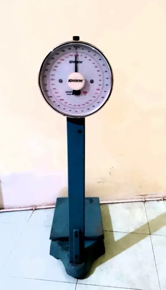 Timbangan Besar Analog 150 Kg Krisbow