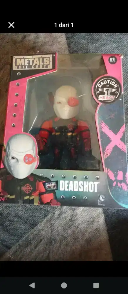 Acttion figure diecast deadpoll