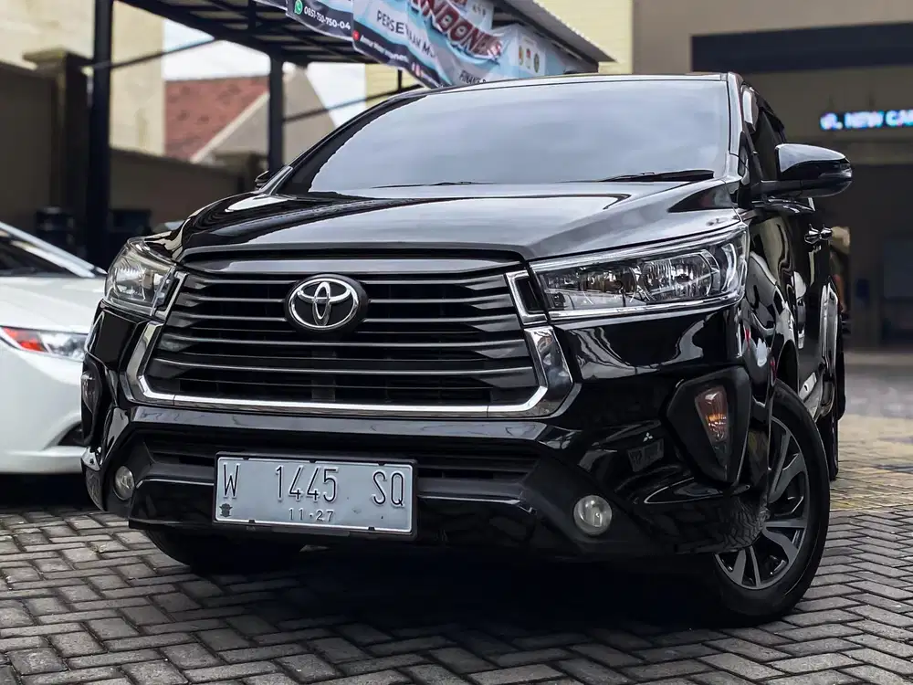 Innova Reborn 2.4 G diesel manual 2022