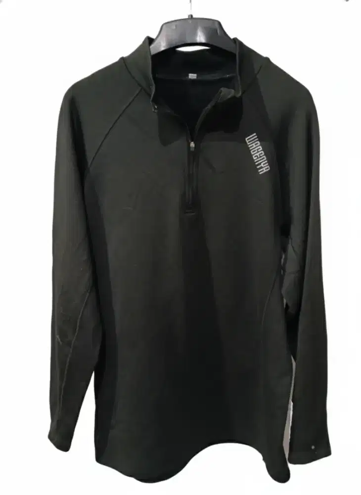 Jaket Sweater Running Half Zipper Sport Wagenya Hitam