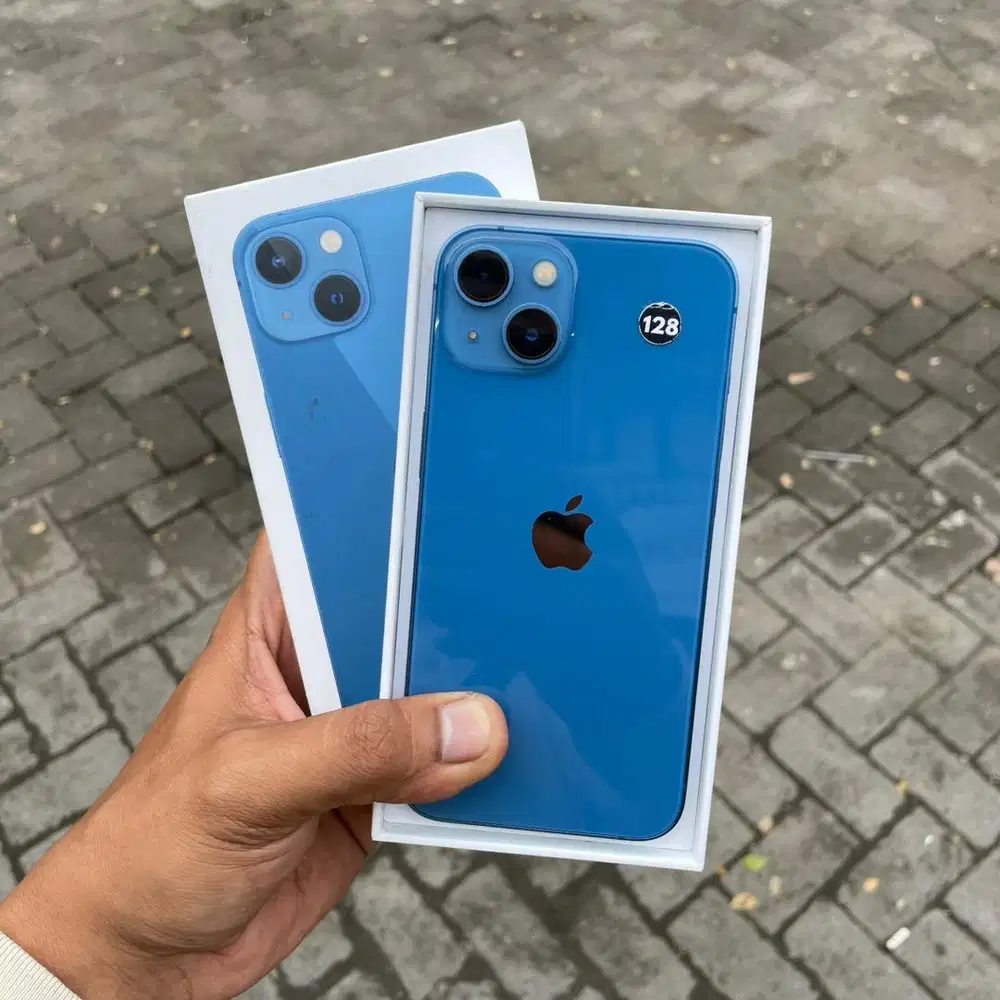iPhone 13 128GB Blue iBox