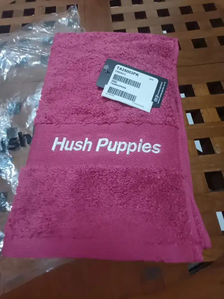 [BARU] HUSH PUPPIES Fresco Handuk Olahraga ORIGINAL 34 x 80cm