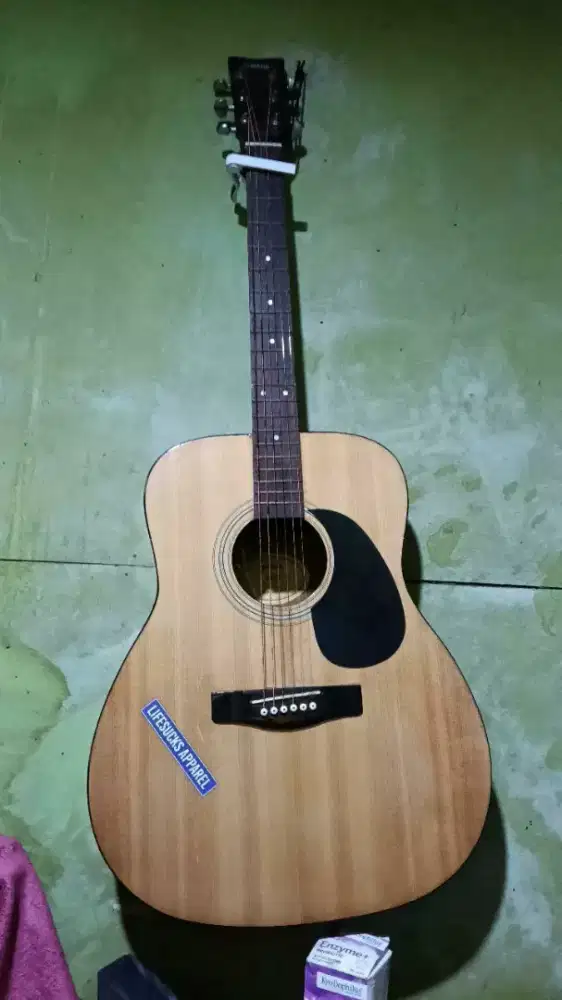 gitar second Yamaha