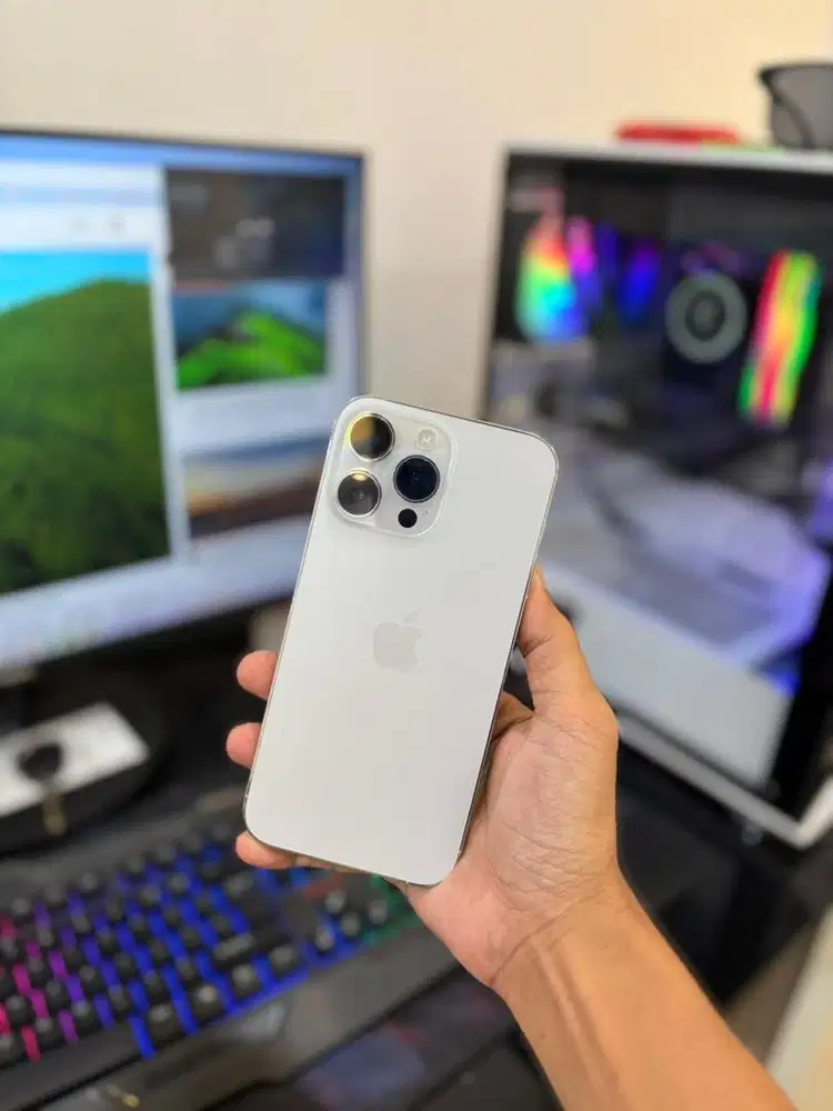 Iphone 14 promax 512gb silver lengkap mulus