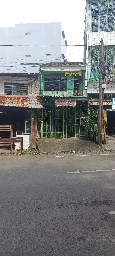 Di jual rumah jln veteran Utara (Makassar)