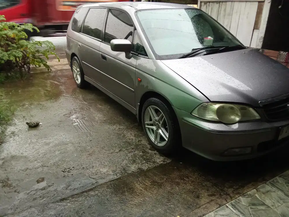 Honda Odyssey V6 3000L 2001 Bensin