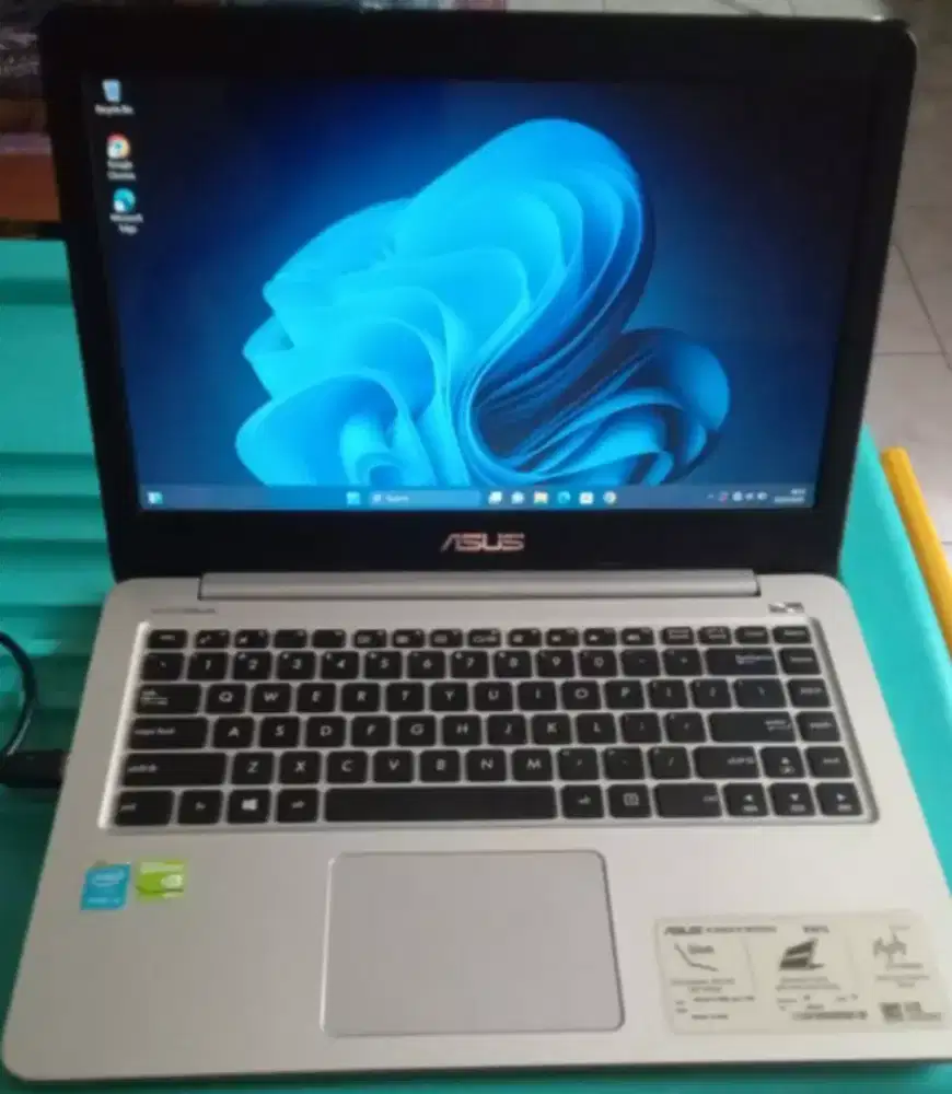 Asus K401L Double VGA