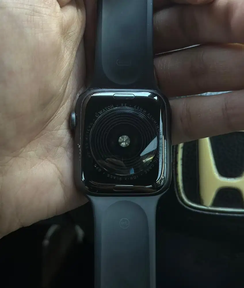 Iwatch seri SE black 44mm