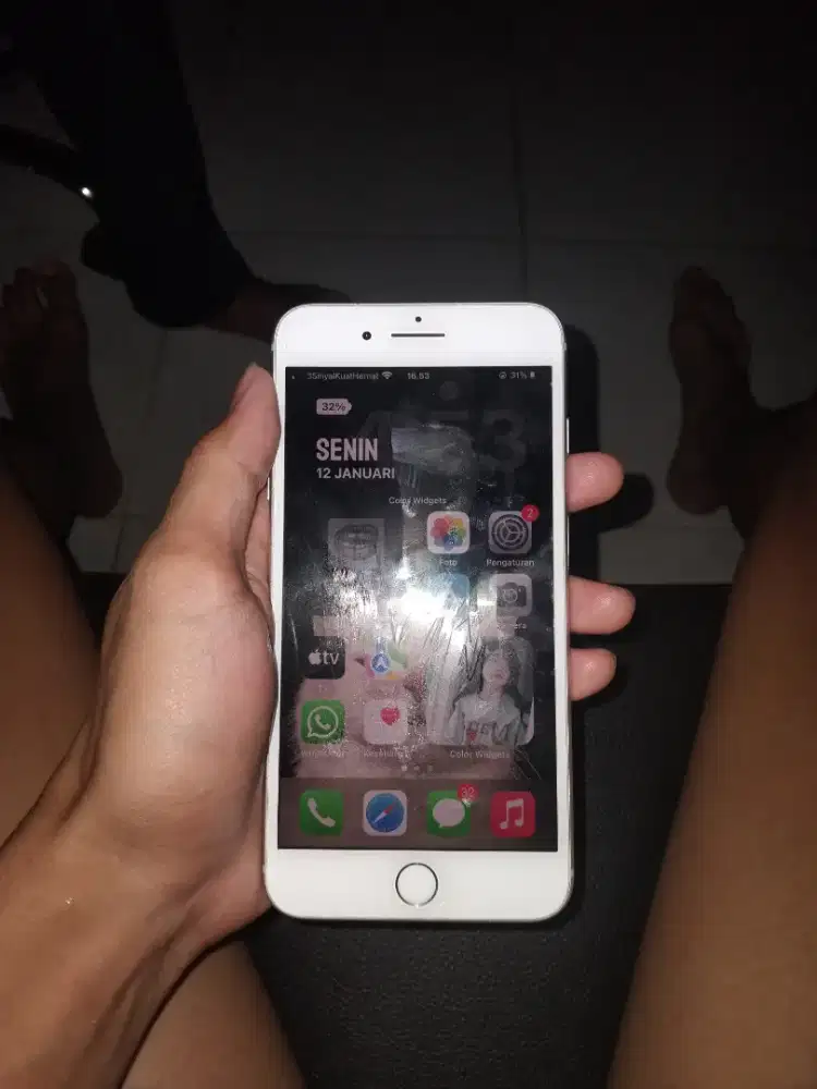 Iphone 8 plus 64 whitelist