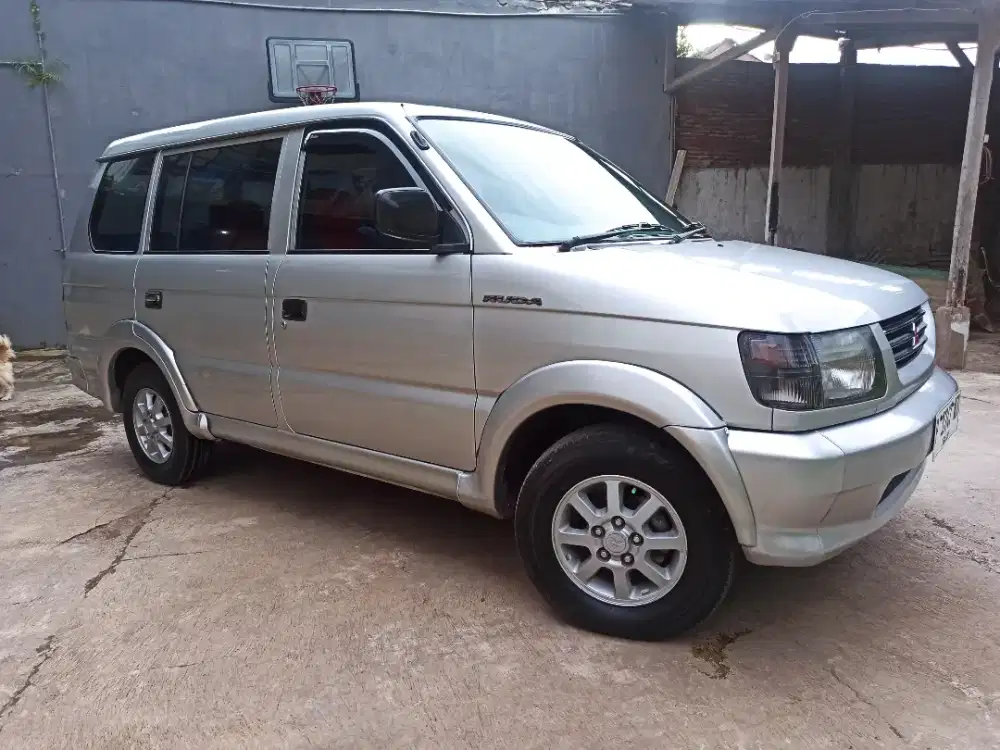 Mitsubishi KUDA Diesel th 2000