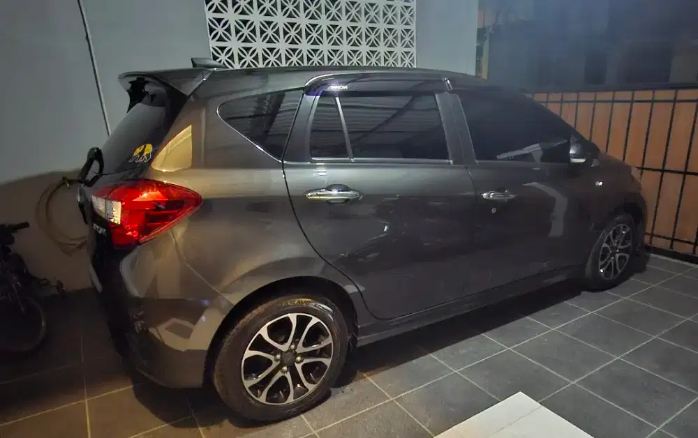 Daihatsu Sirion 2021 Bensin