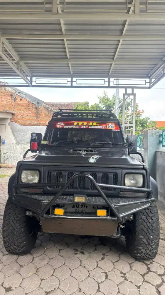 Jual Mobil Daihatsu Rocky F Taft 70 thn 1998