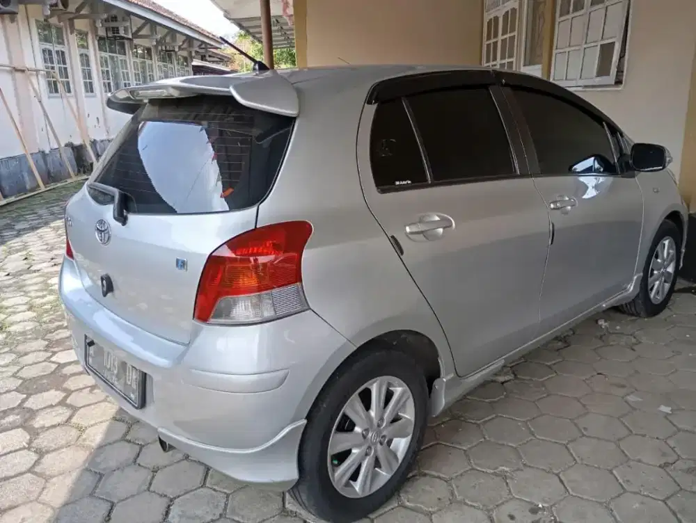 Dijual Yaris matic