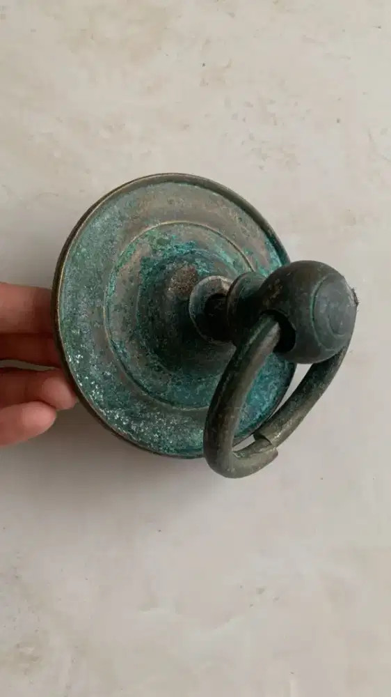 Handle pintu antik dan kuno full kuningan