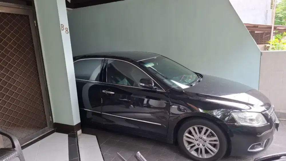 Camry hitam mulus 2010 AT Rp.125 jt atau over tanpa perantara