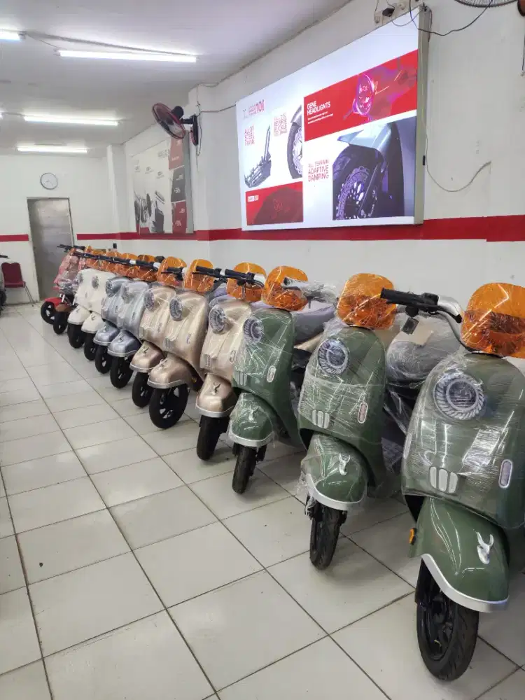 HOT PROMO!! SEPEDA LISTRIK UWINFLY T65 LITHIUM!, BAGSI LUAS FTUR LENKP