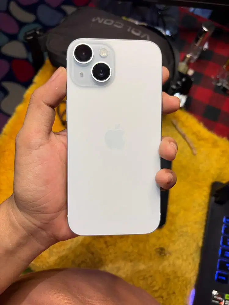 iphone 15 128gb warna putih exs garansi resmi