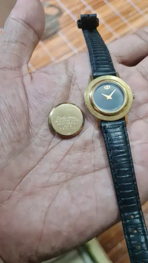 Jam tangan wanita 18k kondisi mati