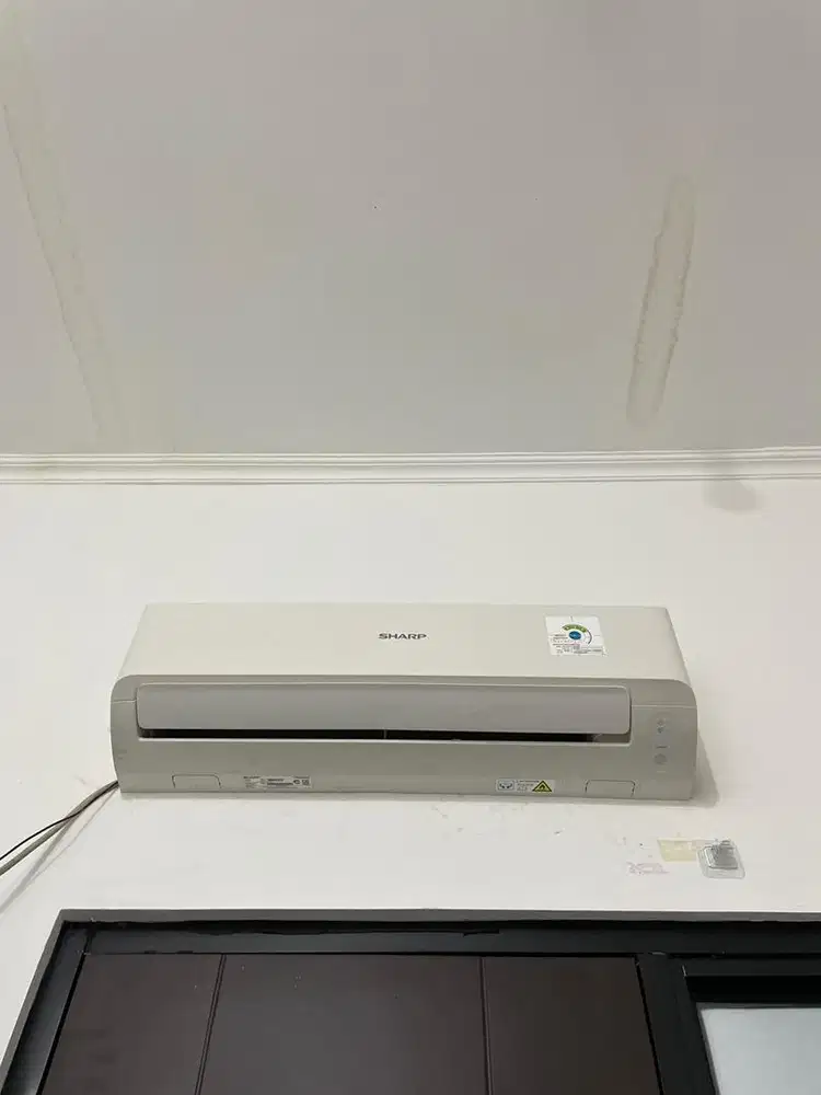 Ac merk sharp kondisi oke