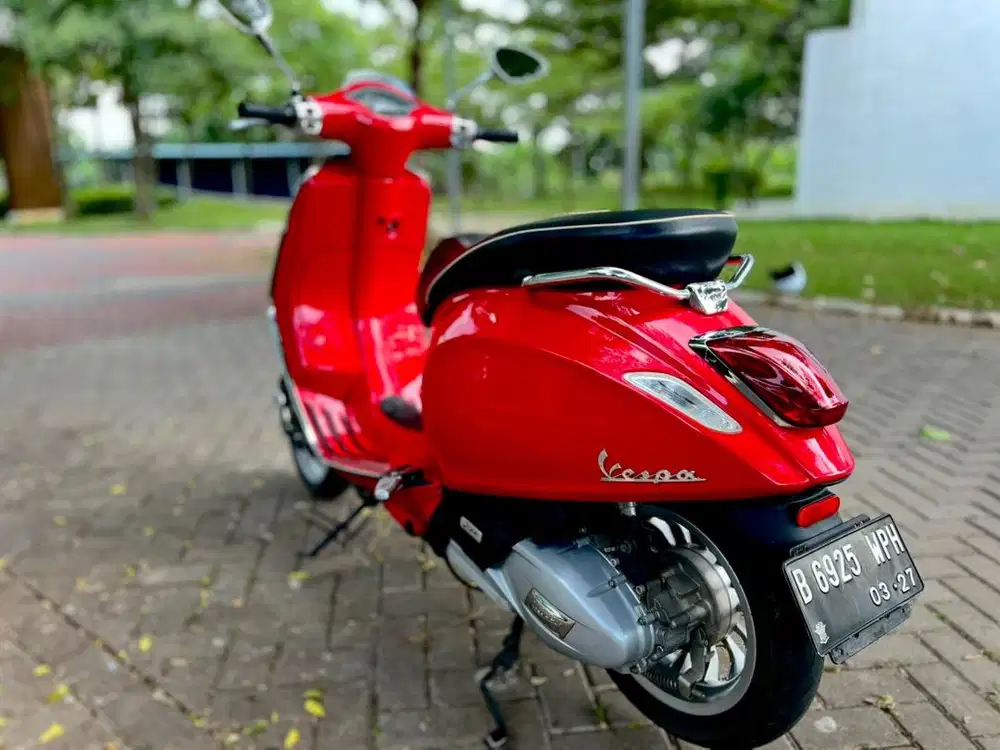 Vespa Sprint 150 2016 iget merah pajak maret 2026 mulus KM 18000
