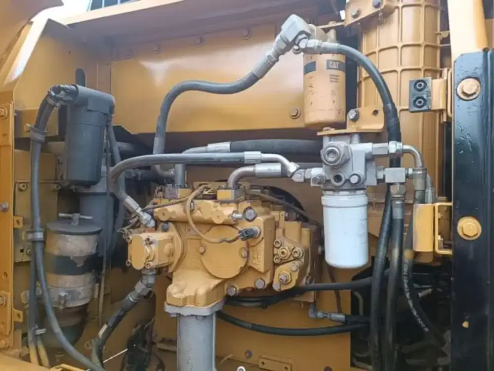 Caterpilar Cat 320D2 tahun 2016