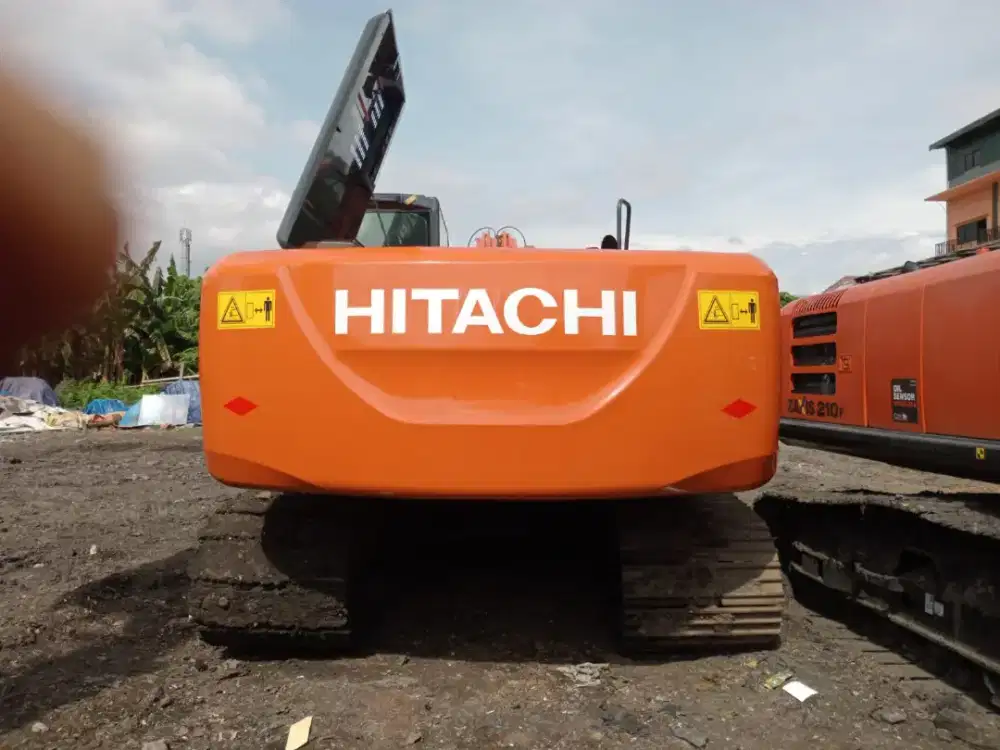 JUAL EXCAVATOR 2019 ALAT BERAT HITACHI ZX200-5G