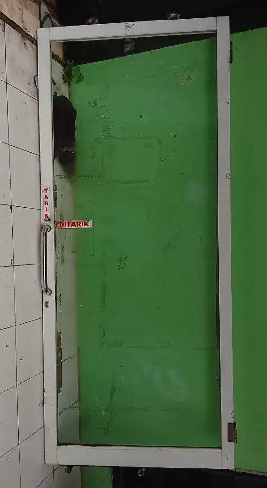 Pintu Kaca Kusen Aluminium