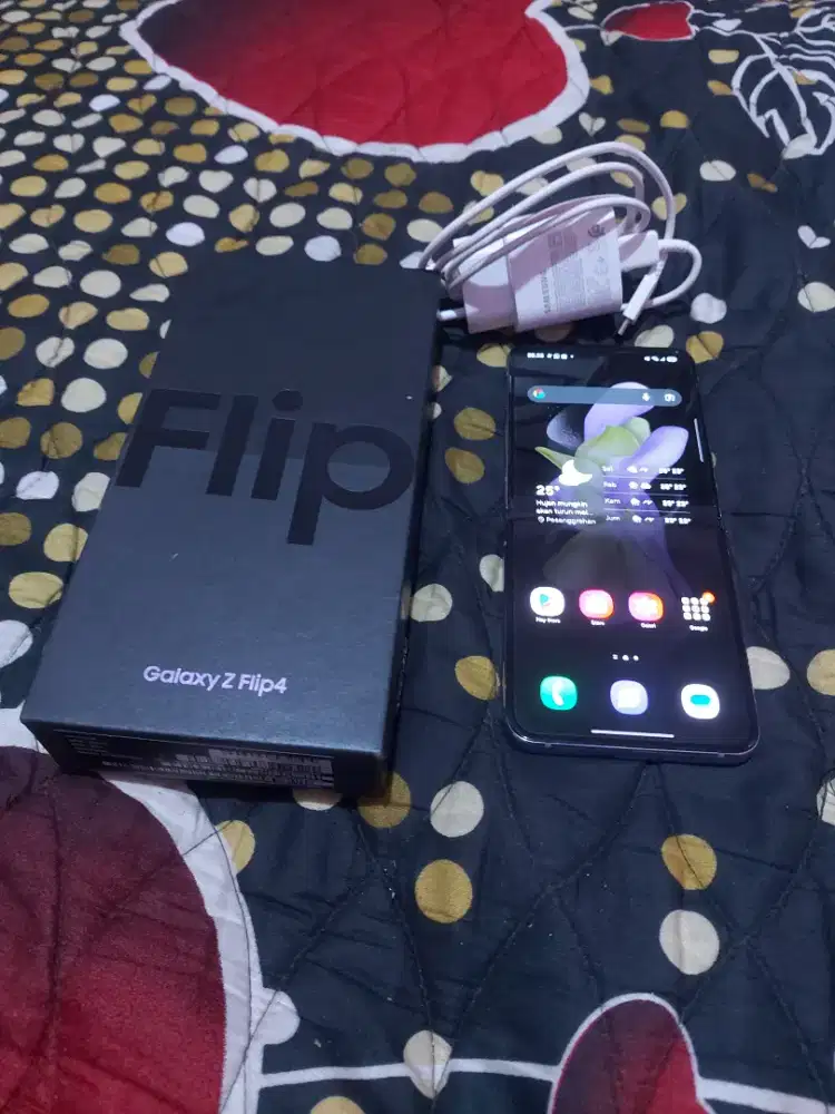 Di Jual Samsung Z FLIP 4