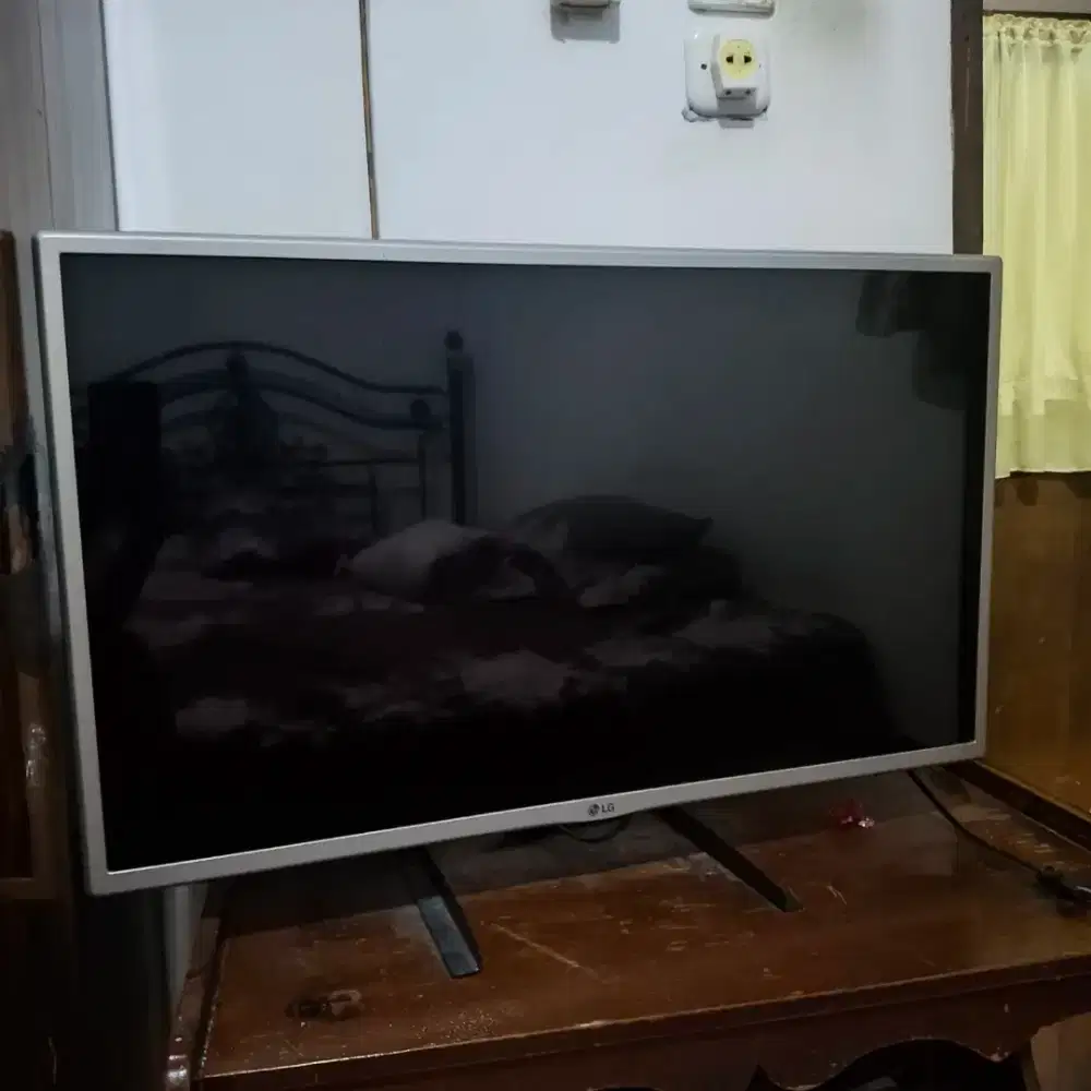 Tv Led 32 LG Digital & remot, bingkai silver, gambar bersih
