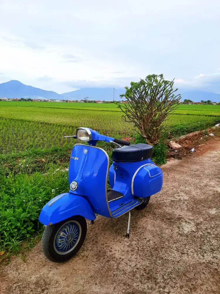 Vespa Super Tahun 1975