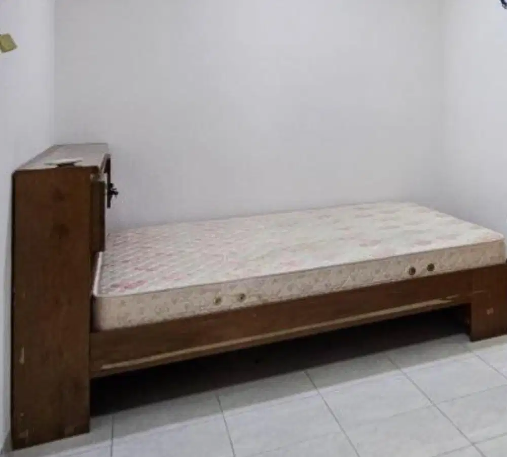 Ranjang kayu jati solid usia 30 tahun + spring bed Alga super hard