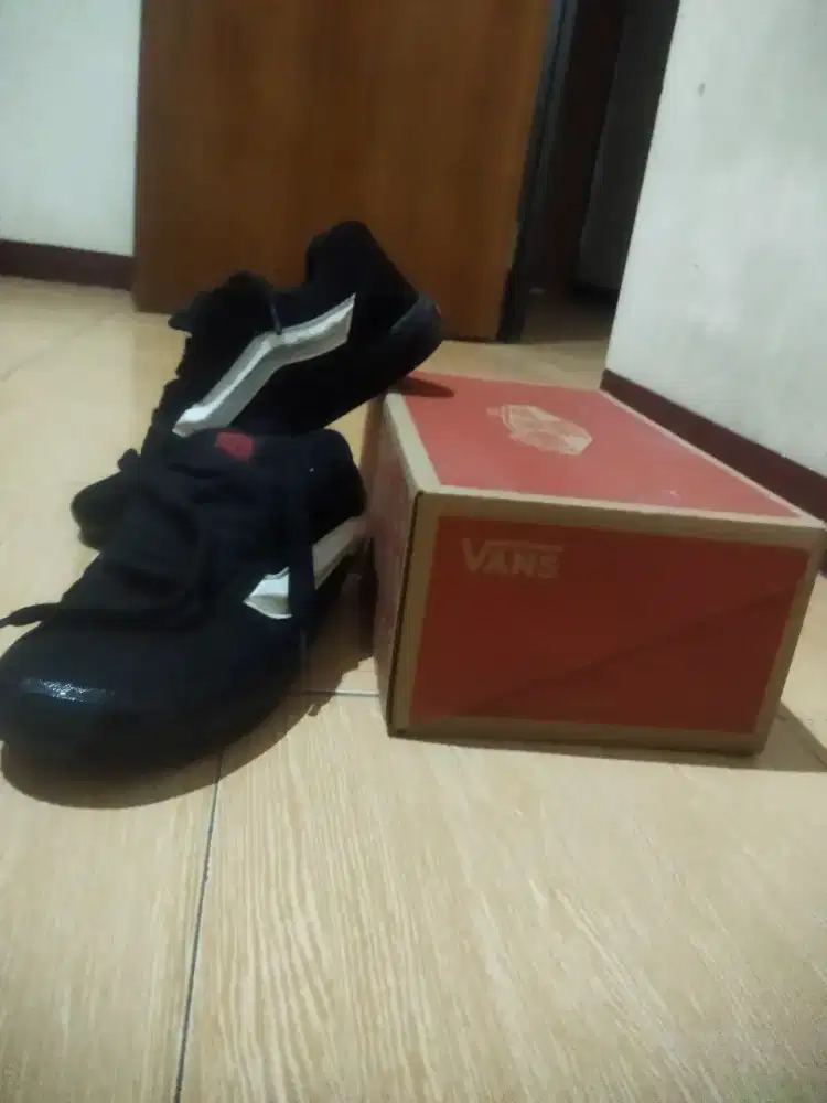 JUAL SEPATU GEMUK VANS