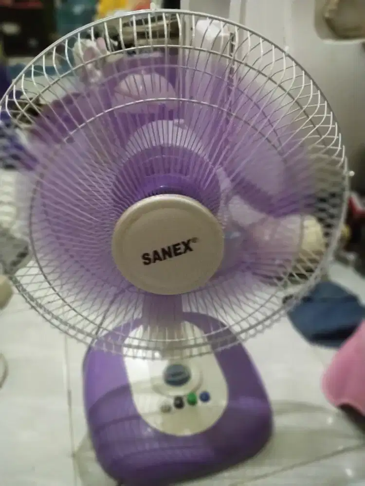 Kipas angin Sanex 12 inchi