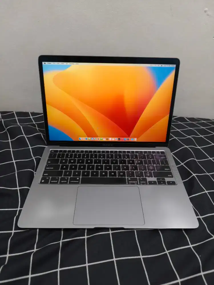 Macbook air m1 2020 8gb/512gb