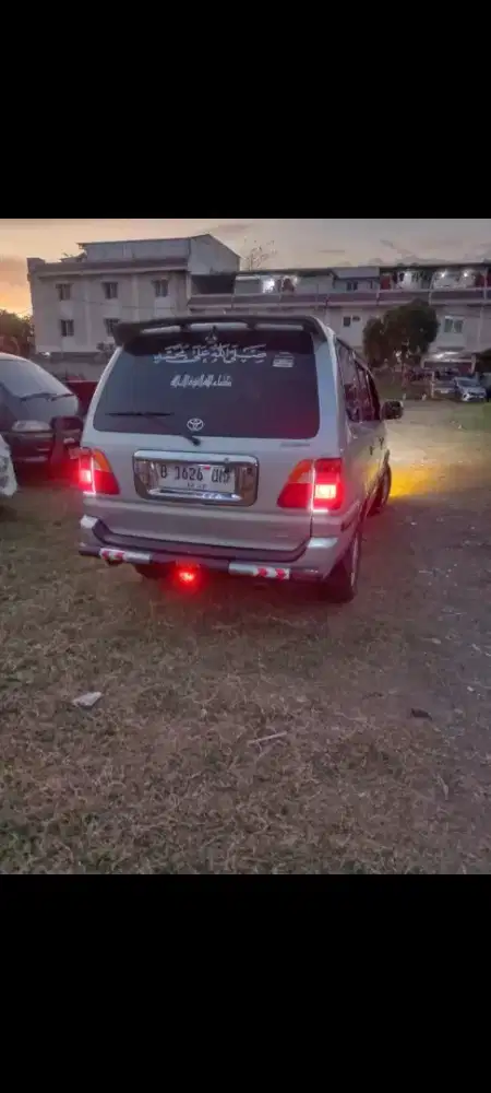 Toyota Kijang  LGX 2002 Bensin