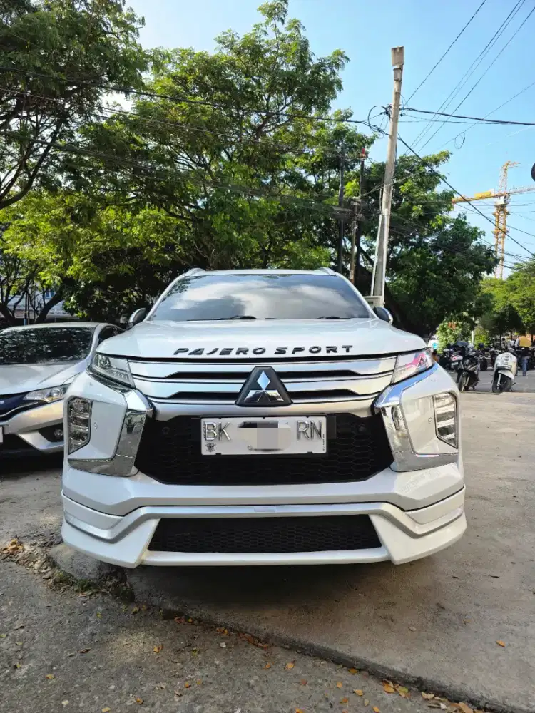 PAJERO SPORT DAKAR 4X2 TAHUN 2022