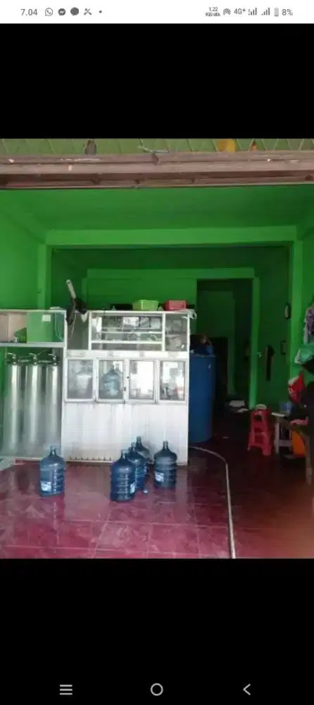 Depot air minum 10 ribu liter