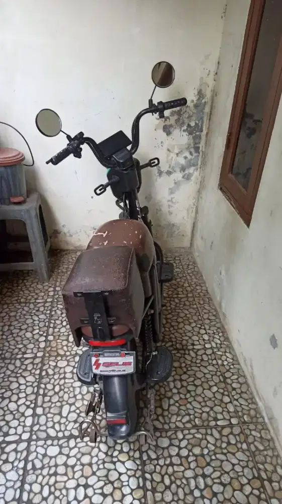 Sepeda Listrik Merk selis Rinjani..