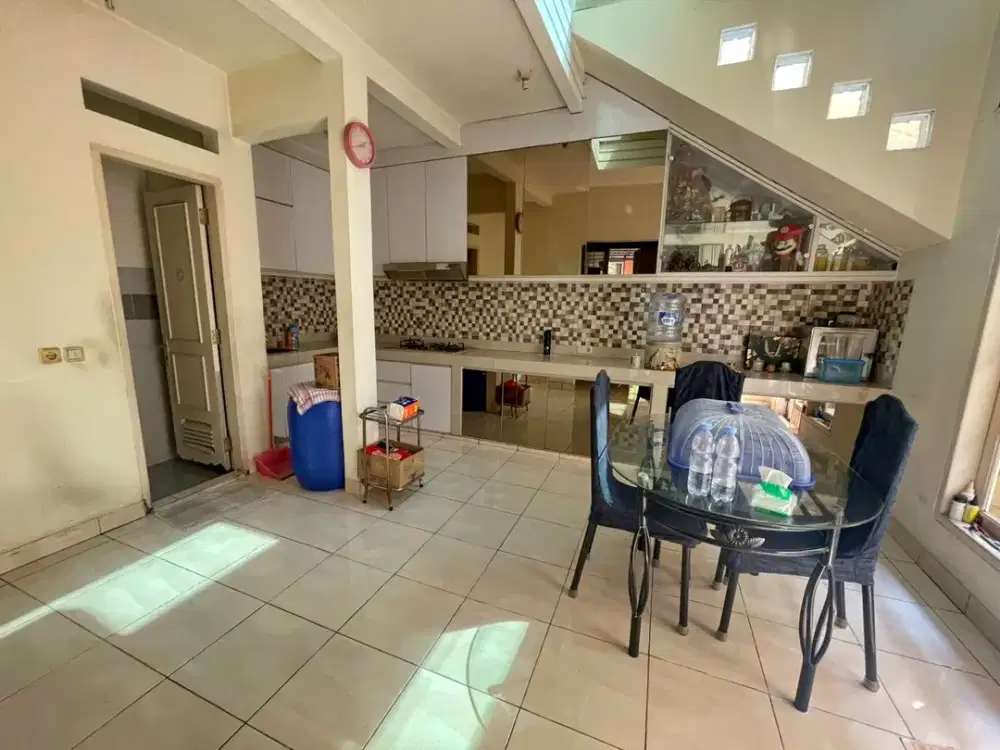 Jual Rumah Rapi sudah Renovasi Delatinos Bsd Tangerang DL3103