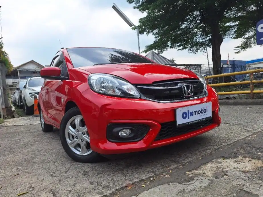 DP MURAH Honda Brio Satya 1.2 E Bensin-AT 2018 Merah CBZUB