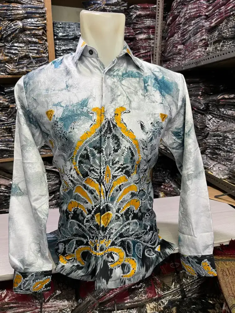 Sasirangan pria dewasa