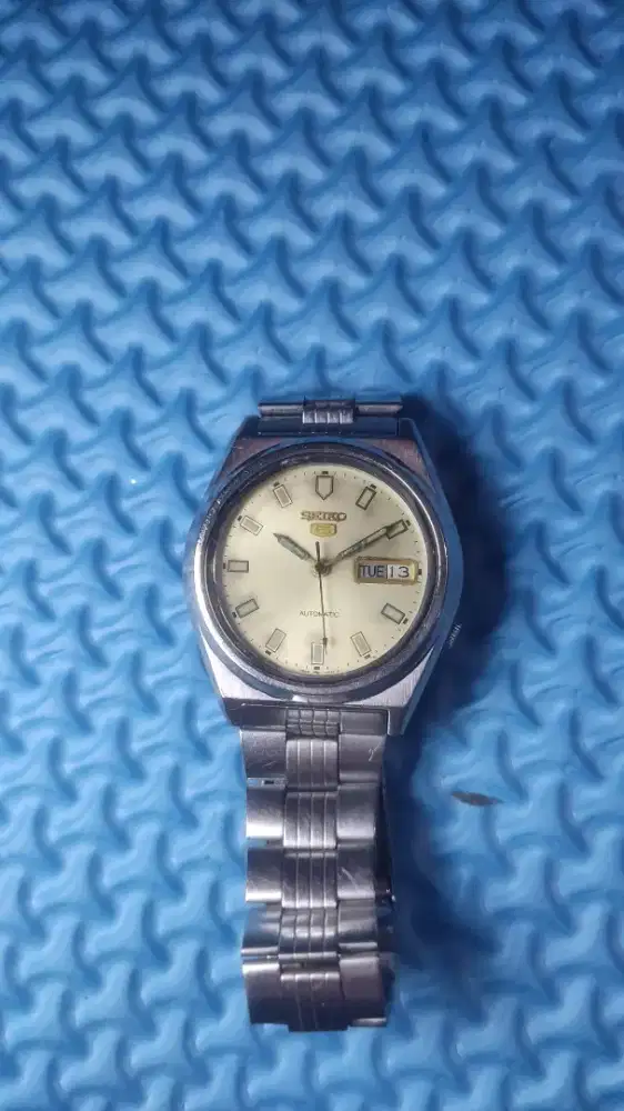 seiko 5 automatic