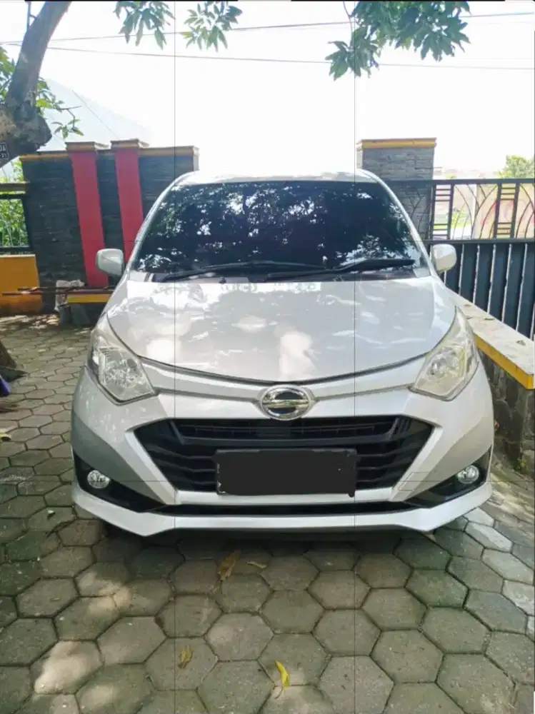 DAIHATSU SIGRA M 1.0 M/T 2019
